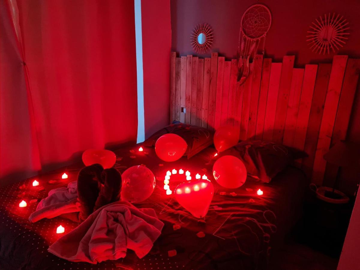 Les Bulles Medievales - Appartement Dedie Au Bien Etre Avec Spa - Netflix Et Wifi - Climatisation Carcassonne Dış mekan fotoğraf